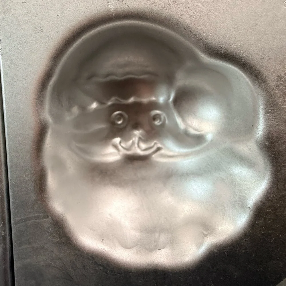 AMSCAN INC Santa Claus Mold Pan (Set of 2)